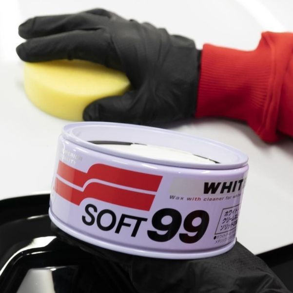 М'який віск для очищення білих автомобілей SOFT99 White Super Wax, 350 г 00020 фото
