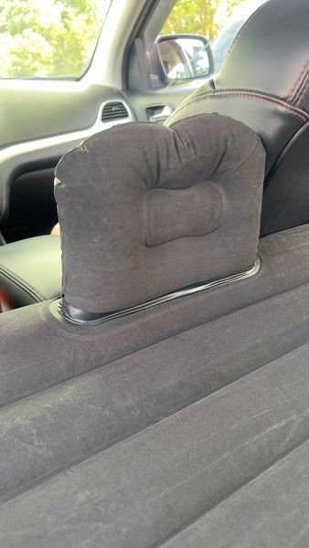 Матрац автомобільний на заднє сидіння 135x80см та насос, Чорний / Надувний матрац в машину / Ліжко-матрац 234565981 фото